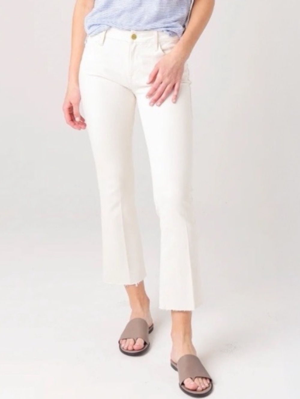 FRAME Denim Le Crop Mini Boot White Cropped Jeans 30